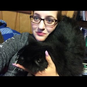 Meet your Posher, Anna